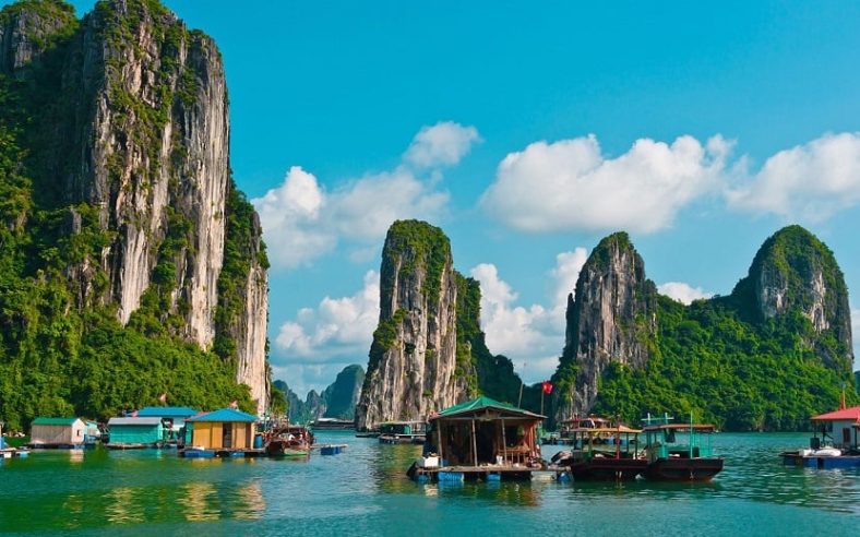 ha long bay vietnam